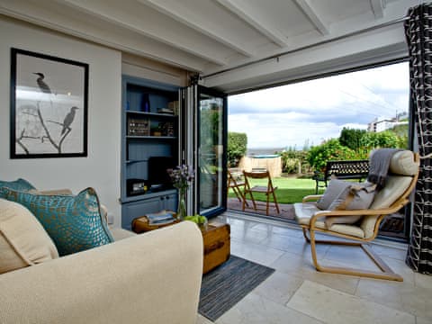 Living area | Cormorant, Brixham