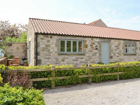 Beautiful holiday home with BBQ area | The Wests - Grange Farm Cottages, Spaunton, near Lastingham
