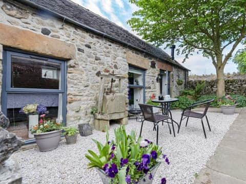 Thoughtfully designed stone barn | Bailey&rsquo;s Barn, Bonsall, near Matlock