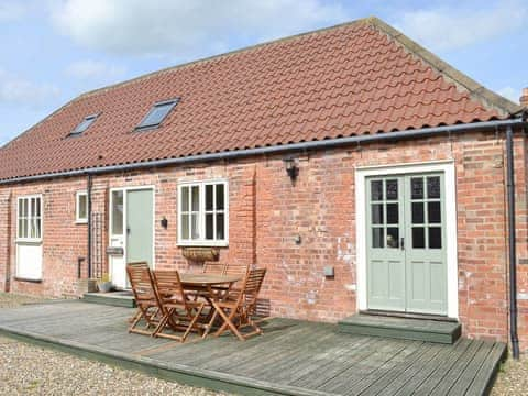 Charming holiday home | Broad Leaf - Struncheon Hill Farm, Brandesburton, near Bridlington