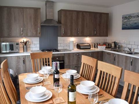 Kitchen with dining area | Captain&rsquo;s House, Whitby