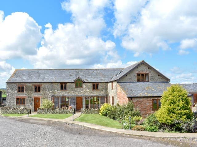 Wonderful holiday properties | Cowleaze, Jolliffe, Wriggle View - Bailey Ridge Farm Cottages, Leigh, near Sherborne