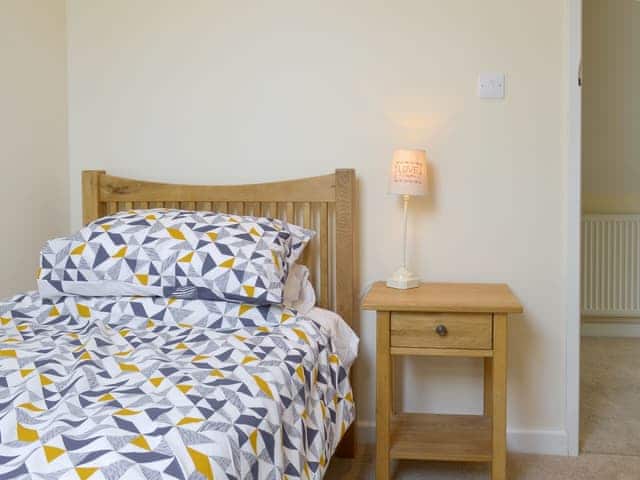 Comfortable single bedroom | The Lodge, Wedmore, near Cheddar
