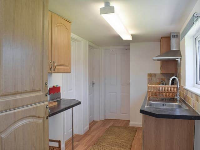 Kitchen | Harrys Hut, Brighstone, near Freshwater