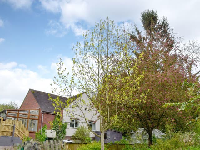 Wonderful holiday home | Damson Lodge, Bridgnorth, near Ludlow