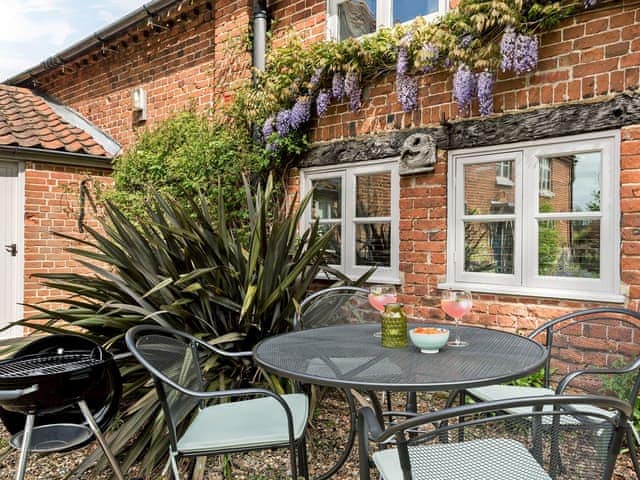 Peaceful sitting-out-area | Heron Barn, Lamas, near Buxton