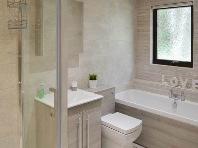 Shower room | Reiver&rsquo;s Rest - Otterburn Hall Lodges, Otterburn, near Bellingham