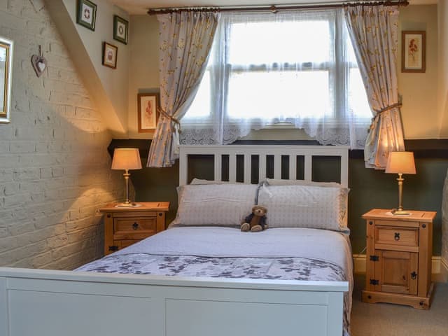 En-suite shower room | Mill Cottage, Bielby, near York