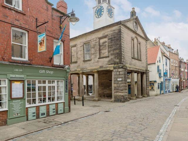 Quaint cobbled streets surrounding the property | Whitby