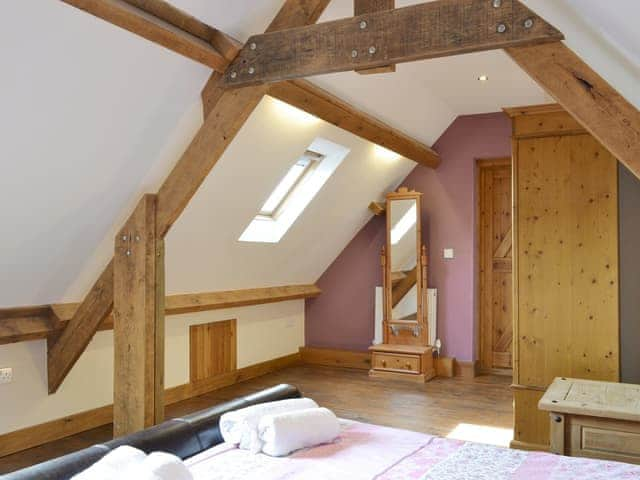 Peaceful master bedroom | Broad Leaf - Struncheon Hill Farm, Brandesburton, near Bridlington