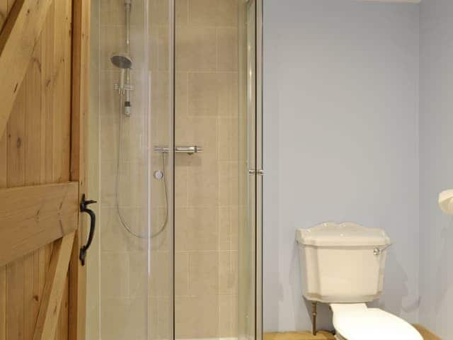 En-suite shower room | Broad Leaf - Struncheon Hill Farm, Brandesburton, near Bridlington