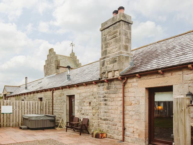 Characterful holiday home | Oak Cottage, Castle Carrock, near Brampton