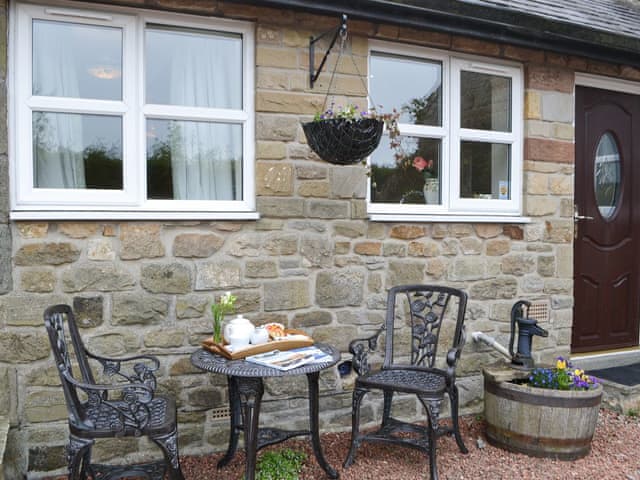Sitting out area | The Gin Gan Cottage, Ryal, near Corbridge