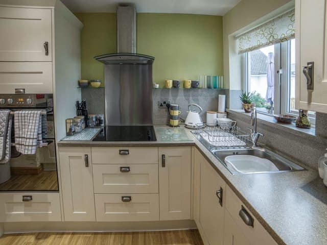 Modern fitted kitchen area | Briargarth, Keswick