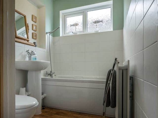 Well presented bathroom | Briargarth, Keswick