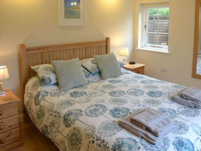 Double bedroom | Tresidder Barn, Constantine, near Falmouth