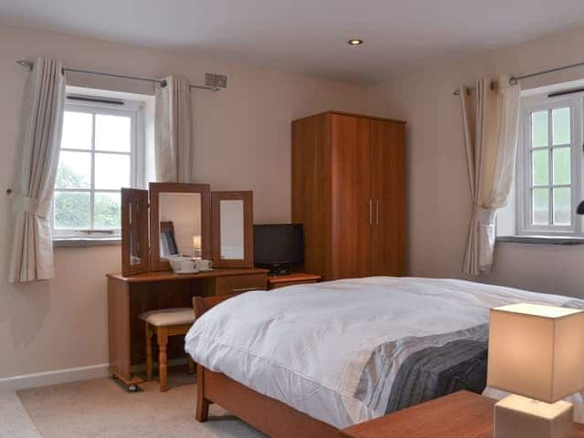 Double bedroom | April&rsquo;s Cottage - Sanctuary Farm Cottages, Morwenstow, near Bude