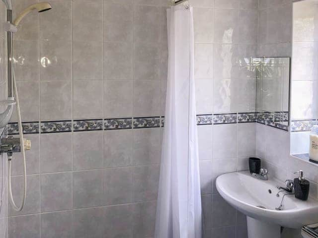 Shower room | Manacle View, St Keverne, near Helston