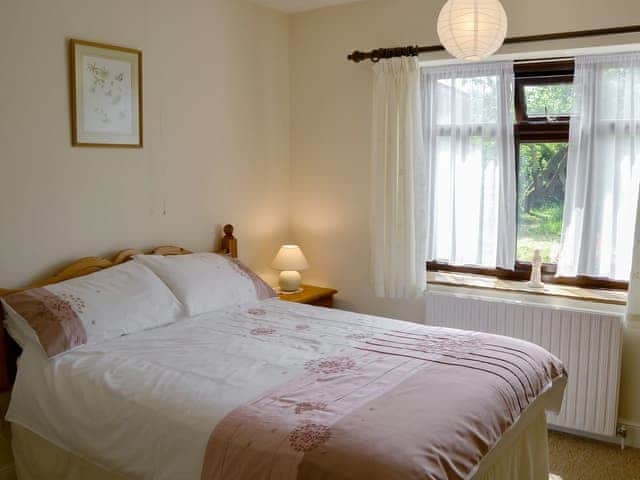 Comfortable double bedroom | Forge Cottage, Happisburgh