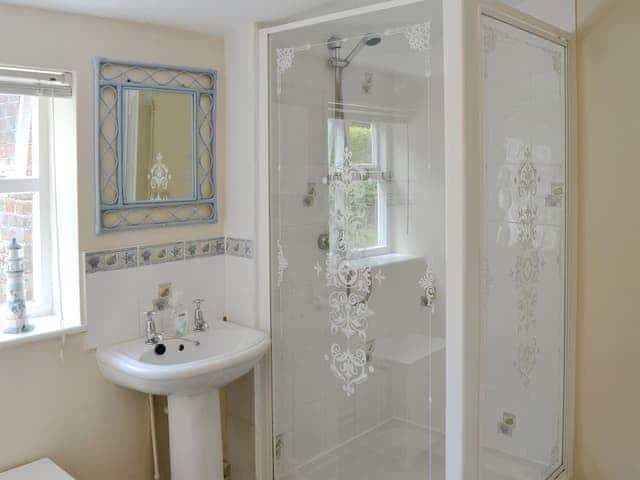 Shower room | Forge Cottage, Happisburgh