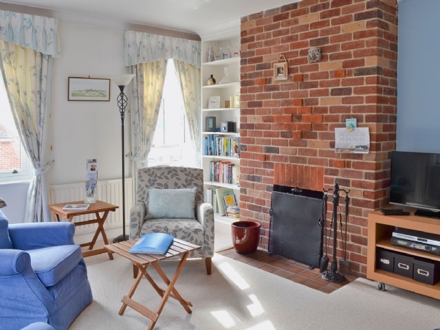 Living room | Riggers Cottage, Bosham