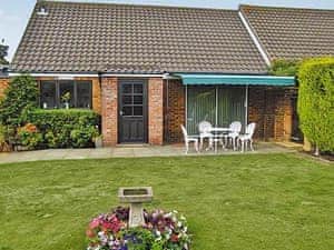 Exterior | Cliff Cottage, Hunstanton