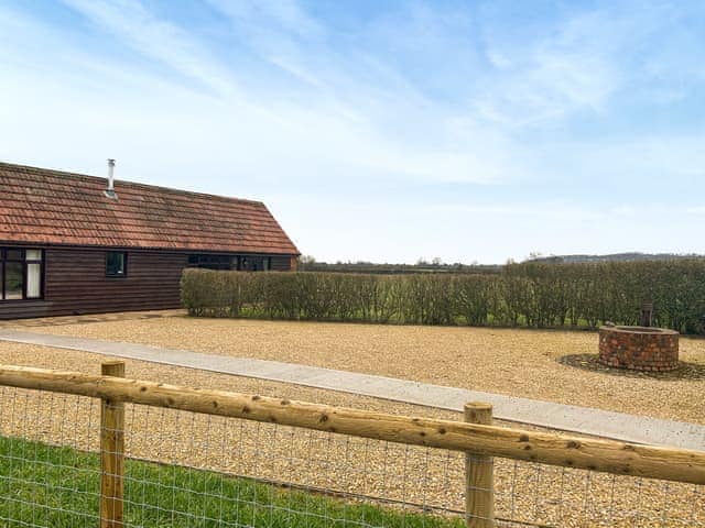 Exterior | The Farm - Hog Pits, East Tytherton, Chippenham