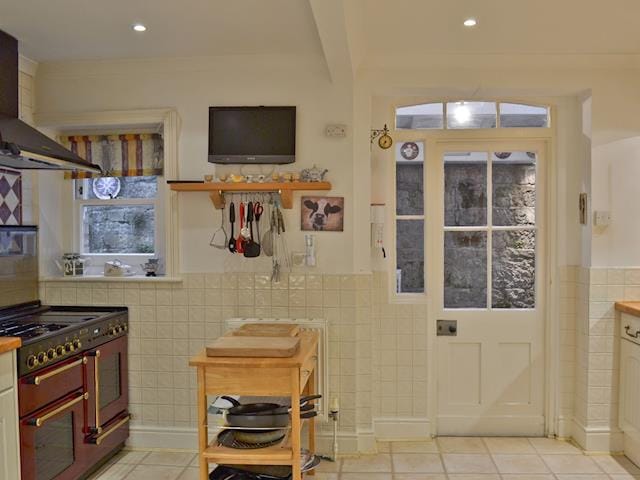 Kitchen | Candlelight Cottage, Ventnor