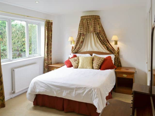 Double bedroom | Gamekeeper&rsquo;s Cottage, North Runcton, Kings Lynn