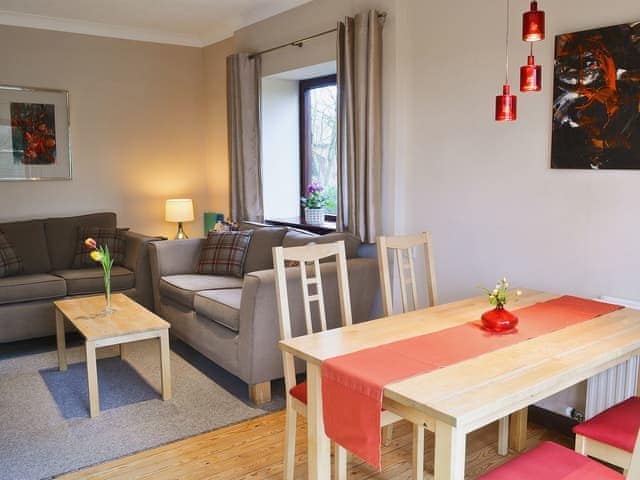 Living room/dining room | Boundary Gallery Cottage, Framlingham, nr. Woodbridge