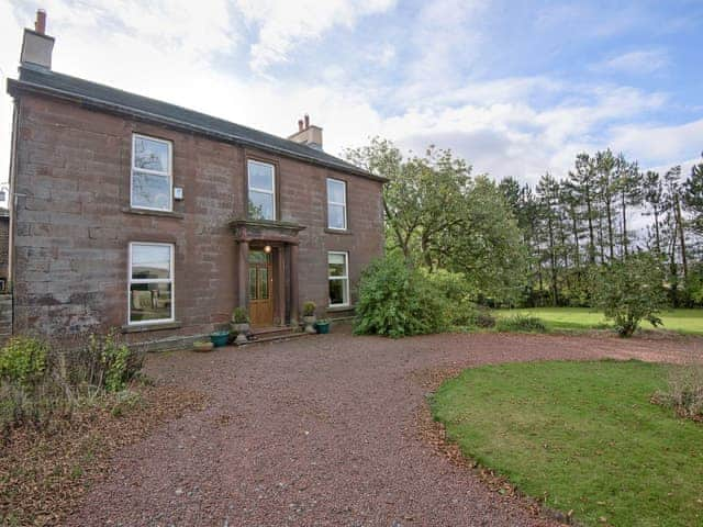 Edderside Hall, sleeps 18 in Silloth and the Solway Coast.