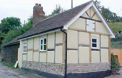 Orchard Bank Cottage, Little London, nr. Gloucester