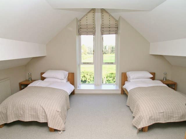 Twin bedroom | Old Horton Grange and The Bothy House - The Bothy House, Ponteland, Newcastle-upon-Tyne