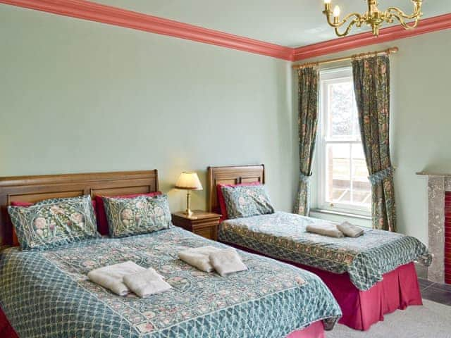 Family bedroom | The Limes and Coach House - The Limes, Swanwick, nr. Alfreton