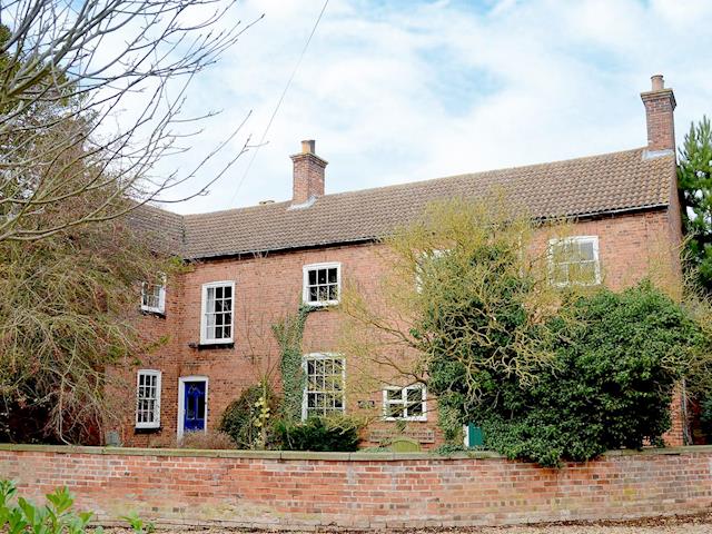 Abbott's Farm, sleeps 18 in Grantham.