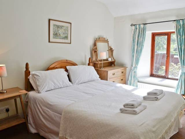 Double bedroom | Oaks Farm Cottage, Ambleside