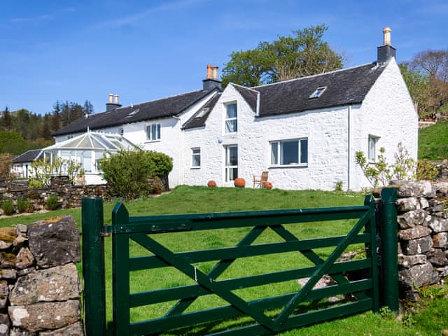 Exterior | Caddleton Farmhouse, Ardmaddy Castle, nr. Oban