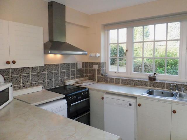 Kitchen | Monks Thatch Cottage, Otterton