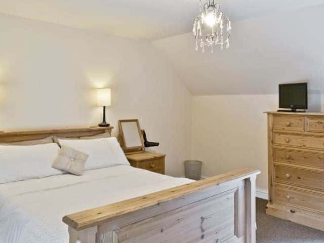 Double bedroom | Tanfield Leith Farm Cottages - Methodist Cottage, Tantobie, Stanley