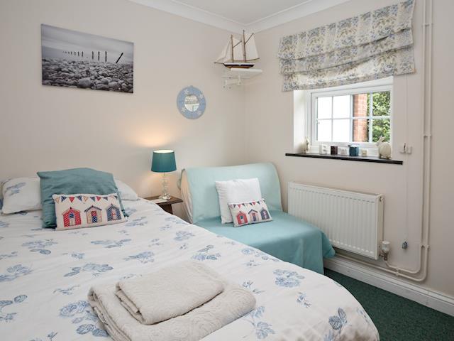 Double bedroom | Crabtrees, Ringstead