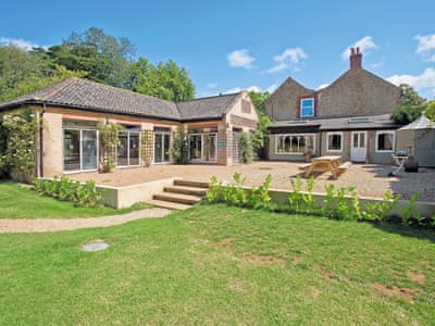 Exterior | Sedgeford Hall Estate - The West Wing, Sedgeford, nr. Hunstanton