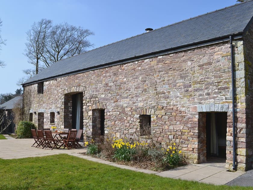 Exterior | Cennen Cottages at Blaenllynnant, Ysgubor Fawr, Gwynfe, Llangadog