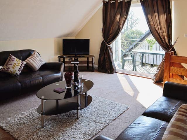 Living room | Lake View Cottage - Rosecraddoc Manor, Liskeard