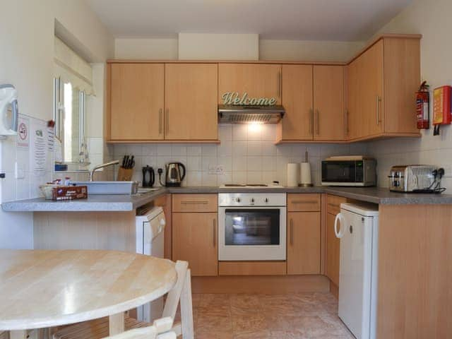 Kitchen | Hydan Cottage, Wootton Bridge