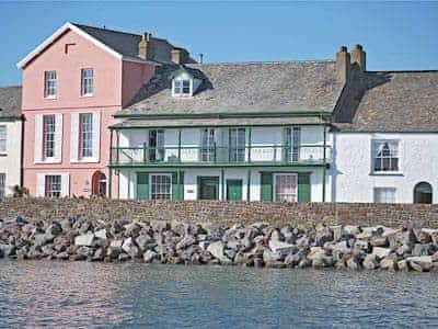 Water&rsquo;s Edge, Instow, Bideford