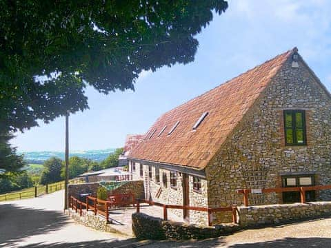 Delightful holiday home | Higher Checkridge Farm- Cider House - Higher Checkridge Farm, Hawkchurch, near Lyme Regis