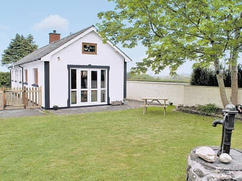 Exterior and garden | Panteg Cottage, Nebo, near Aberaeron