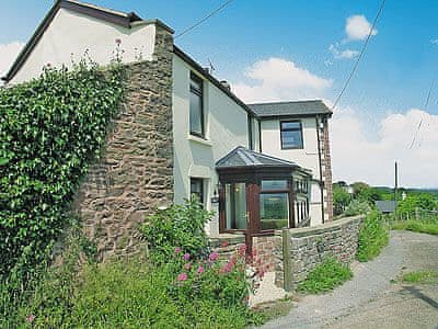 Vale View Cottage In Cinderford Gloucestershire Book Online