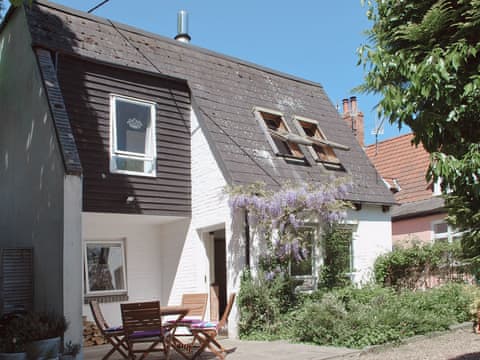 Exterior | Crown Cottage, Hartest, nr. Lavenham