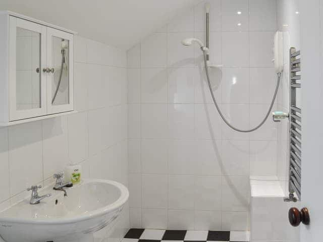 Wet room | Sunnyside, Trewalder, near Wadebridge